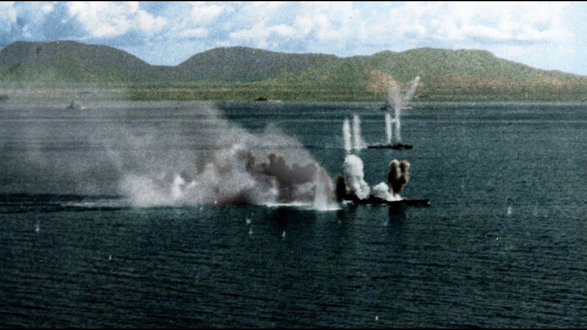 シブヤン海_前進